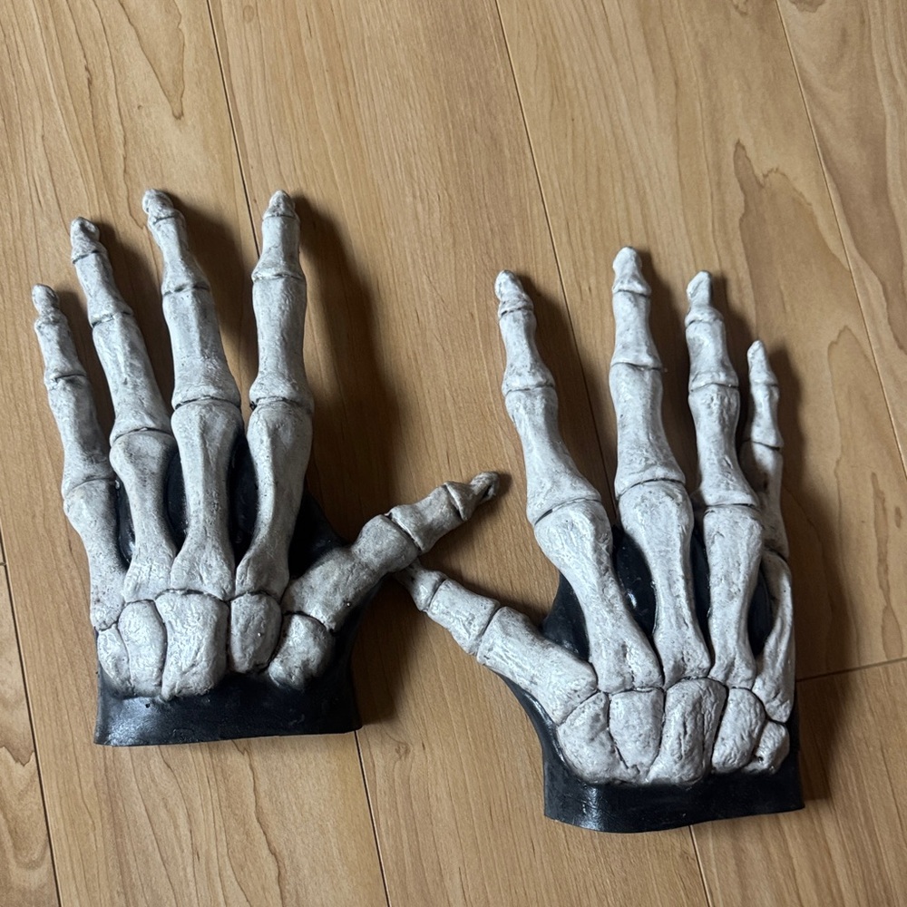 Skeleton Hand Gloves - White Bone Effect Women Accessories